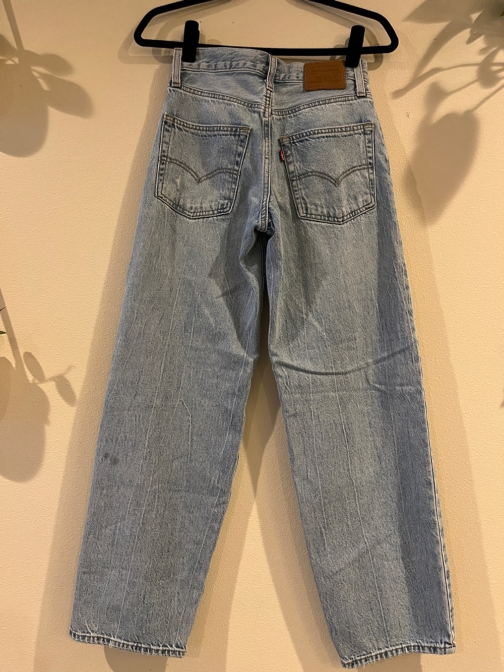 Levi's Light Blue Wide Leg Jeans - Picture 3 of 7